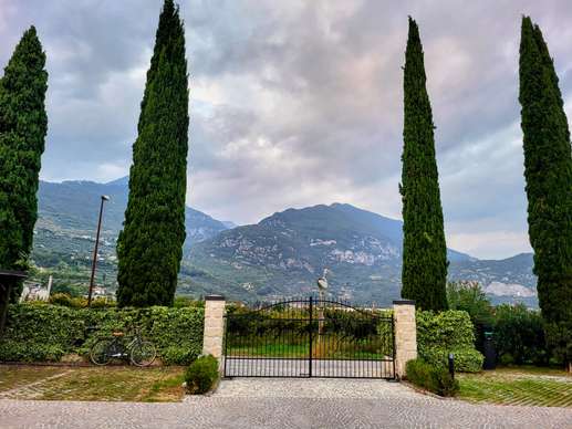 Added a photo to a location