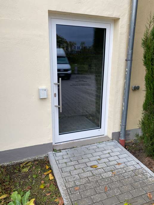 Einem Ort wurde ein Foto hinzugefügt