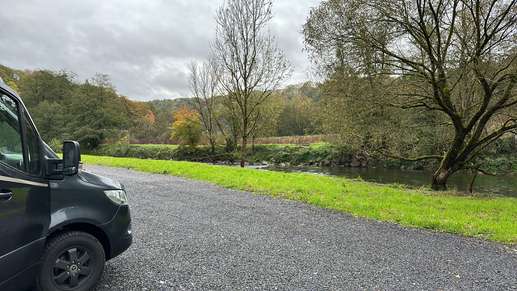 Added a photo to a location