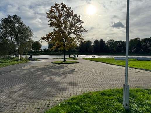 Added a photo to a location