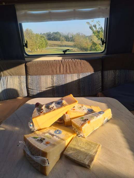 Einem Ort wurde ein Foto hinzugefügt