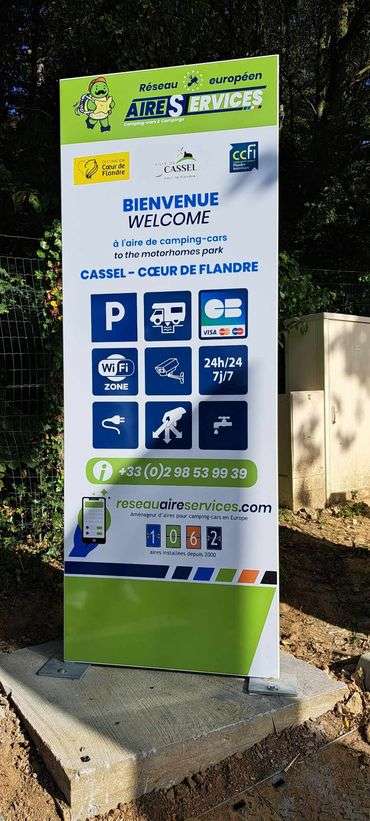 Aire camping cars de Cassel réseau AireServices