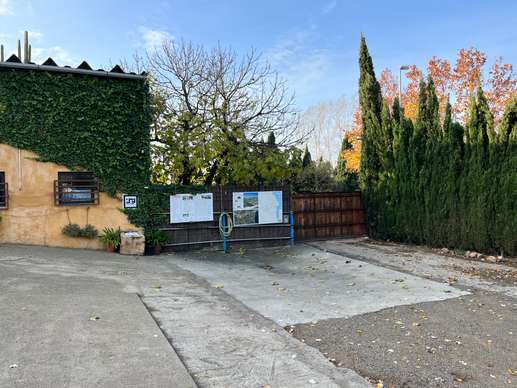 Added a photo to a location