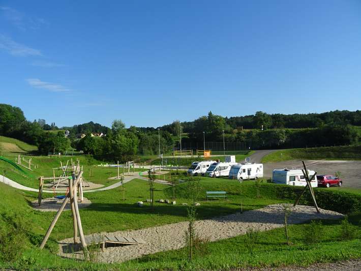 Stellplatz Naturschwimmbad