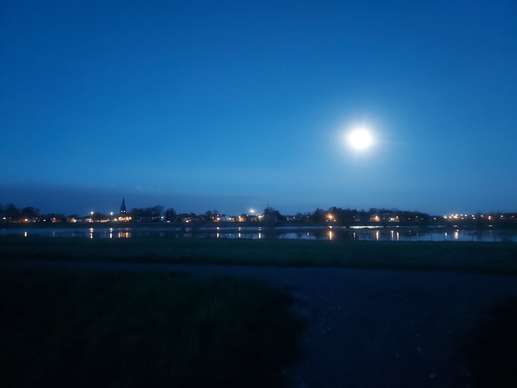 Een foto toegevoegd aan een locatie