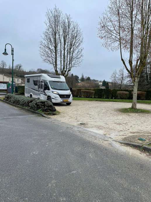 Einem Ort wurde ein Foto hinzugefügt