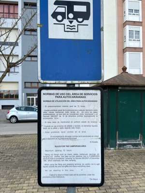 Einem Ort wurde ein Foto hinzugefügt