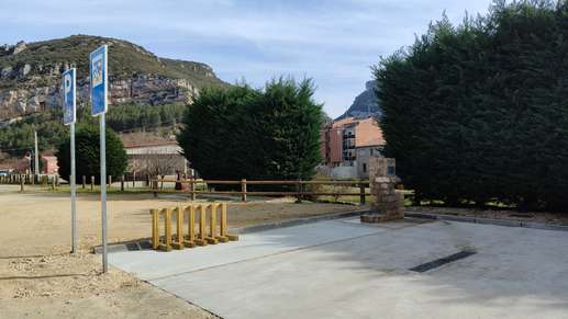 Added a photo to a location