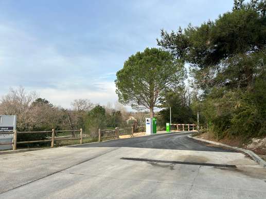 Added a photo to a location