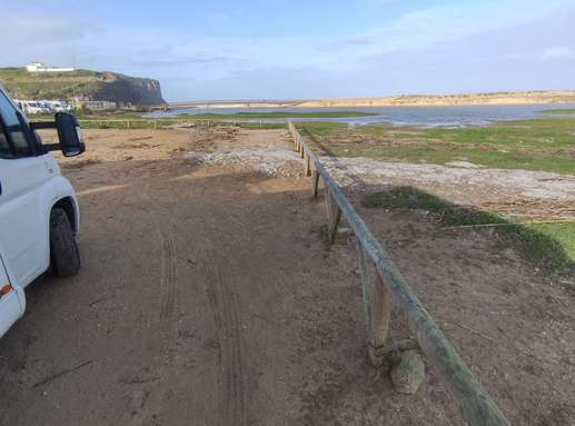 Einem Ort wurde ein Foto hinzugefügt