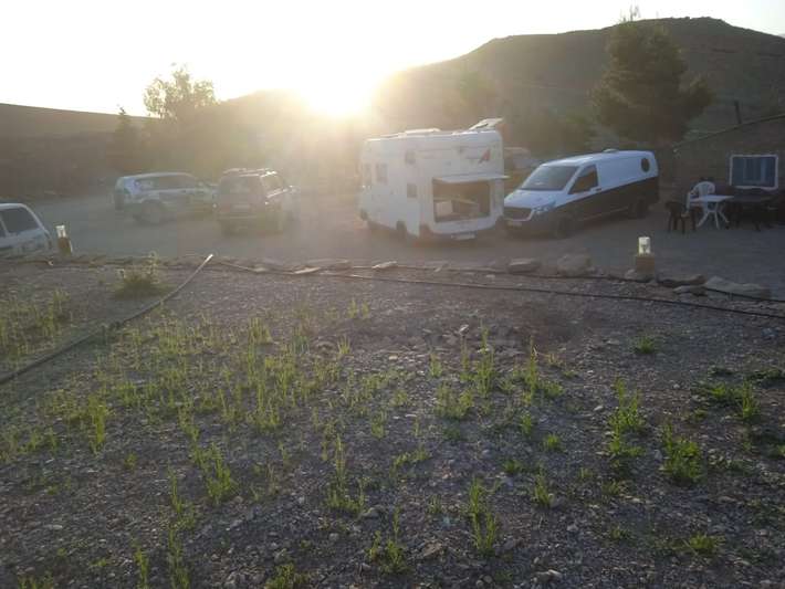 Auberge - Camping Taghrot