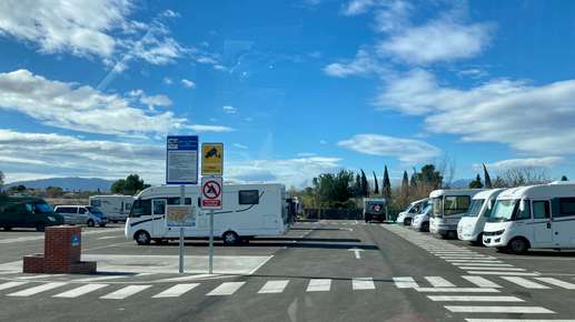 Einem Ort wurde ein Foto hinzugefügt