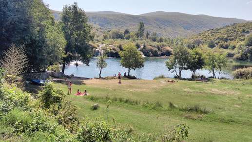Added a photo to a location
