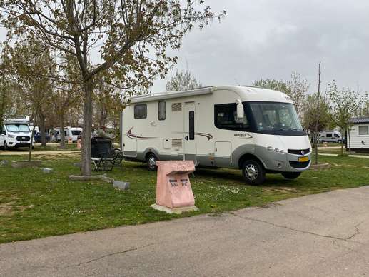 Einem Ort wurde ein Foto hinzugefügt