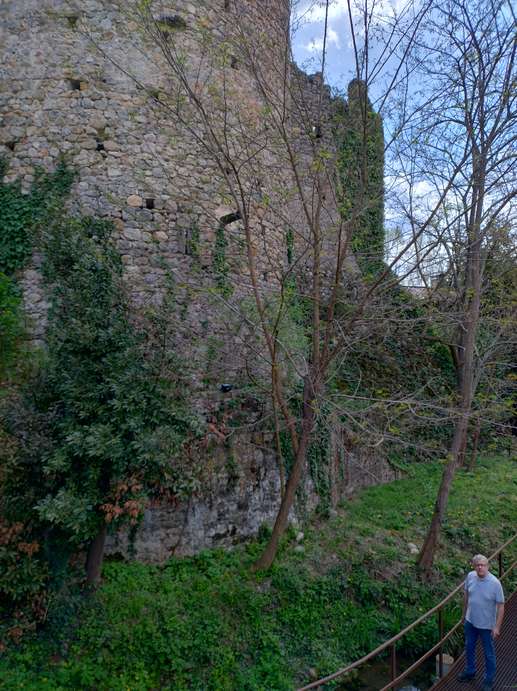 Added a photo to a location