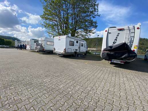 Einem Ort wurde ein Foto hinzugefügt