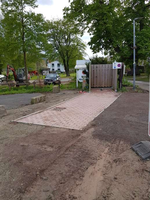 Einem Ort wurde ein Foto hinzugefügt