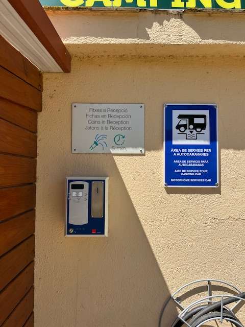 Einem Ort wurde ein Foto hinzugefügt