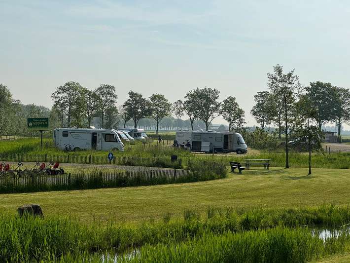 Camperlocatie Hoppies