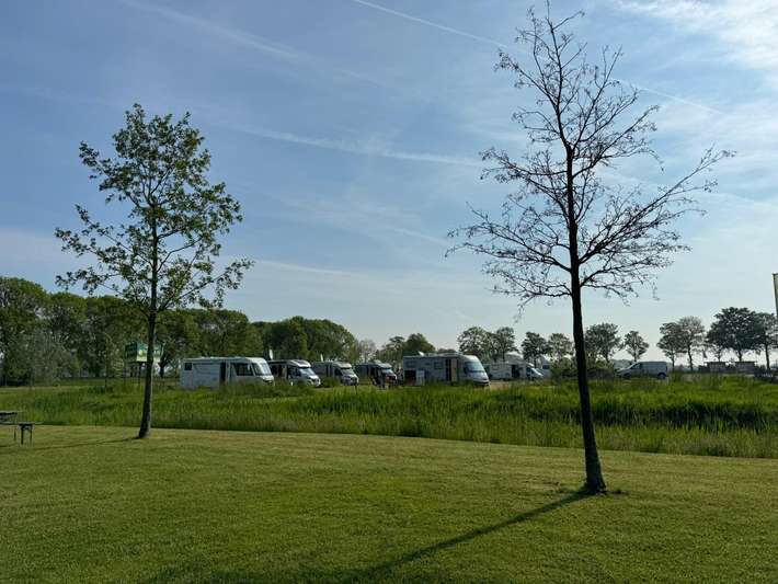Camperlocatie Hoppies