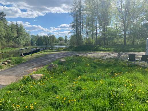Added a photo to a location