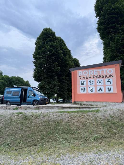 Aggiunta una foto a una posizione