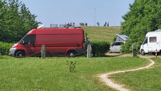 Einem Ort wurde ein Foto hinzugefügt