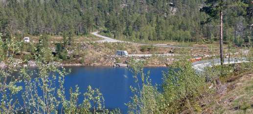 Einem Ort wurde ein Foto hinzugefügt