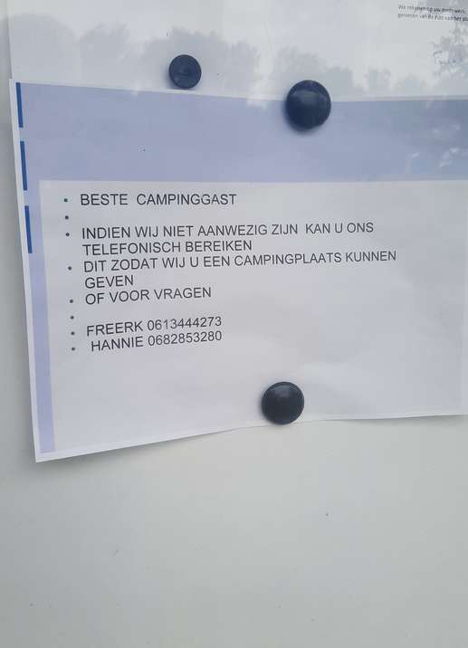 Einem Ort wurde ein Foto hinzugefügt