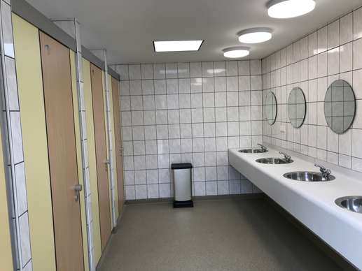 Einem Ort wurde ein Foto hinzugefügt