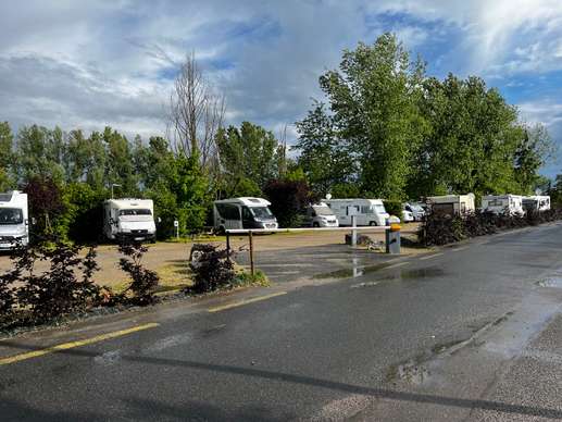 Added a photo to a location