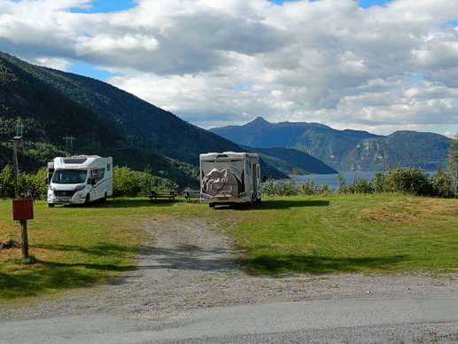Added a photo to a location