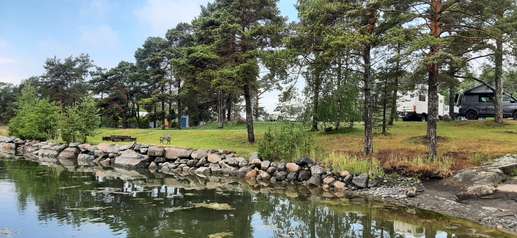 Added a photo to a location