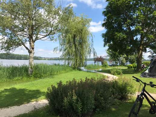 Added a photo to a location