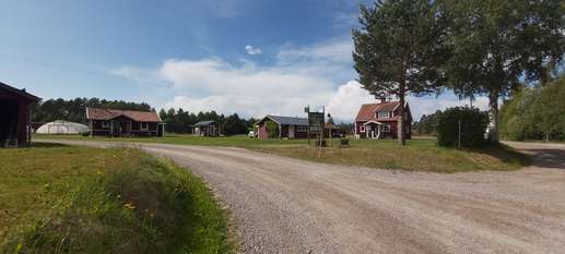Added a photo to a location