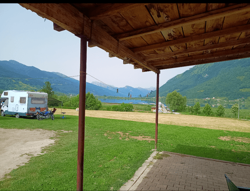 Een foto toegevoegd aan een locatie