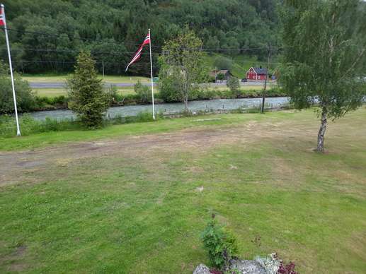 Added a photo to a location