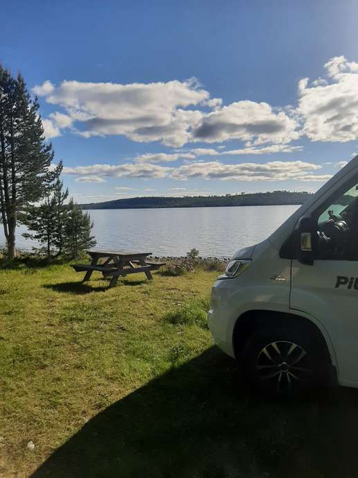 Een foto toegevoegd aan een locatie