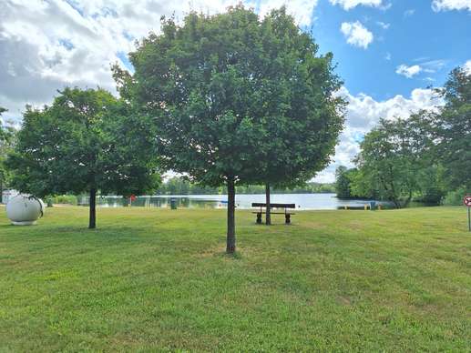 Added a photo to a location