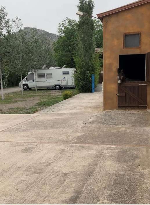 Einem Ort wurde ein Foto hinzugefügt