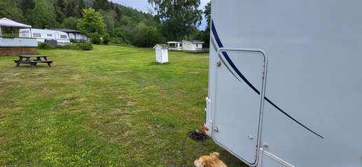 Einem Ort wurde ein Foto hinzugefügt