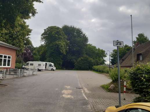 Einem Ort wurde ein Foto hinzugefügt