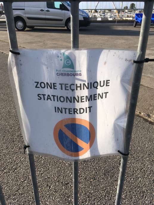Einem Ort wurde ein Foto hinzugefügt