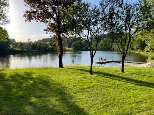 Een foto toegevoegd aan een locatie