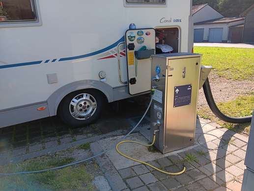 Einem Ort wurde ein Foto hinzugefügt