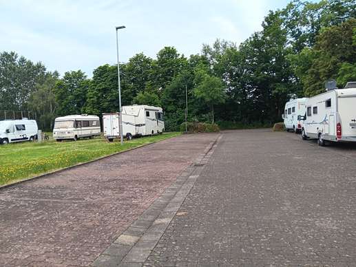 Einem Ort wurde ein Foto hinzugefügt
