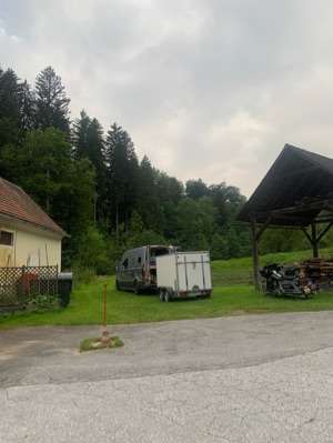Einem Ort wurde ein Foto hinzugefügt