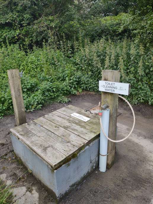 Einem Ort wurde ein Foto hinzugefügt