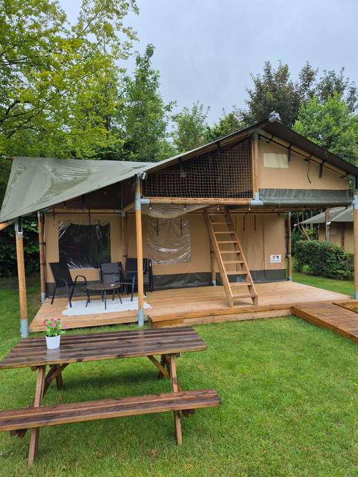 Een foto toegevoegd aan een locatie
