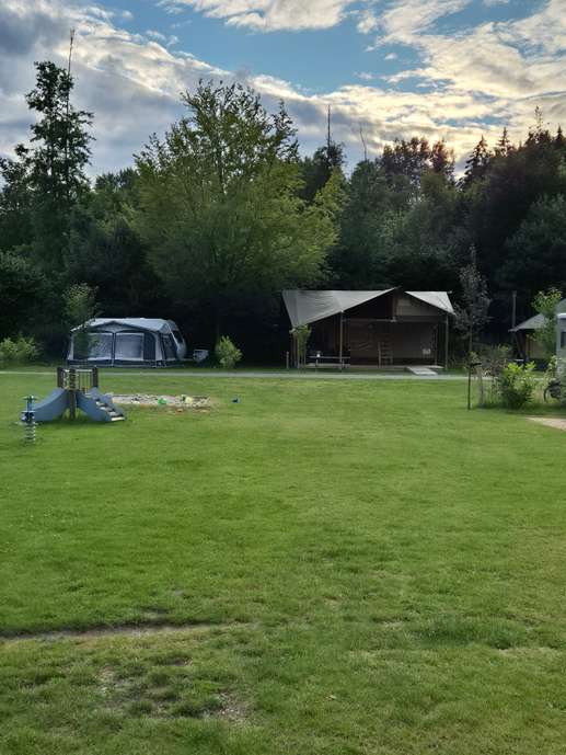 Een foto toegevoegd aan een locatie